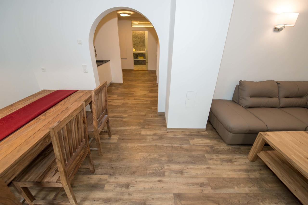 Appartements Herwig Schwarzenbacher Weissensee Rum bild